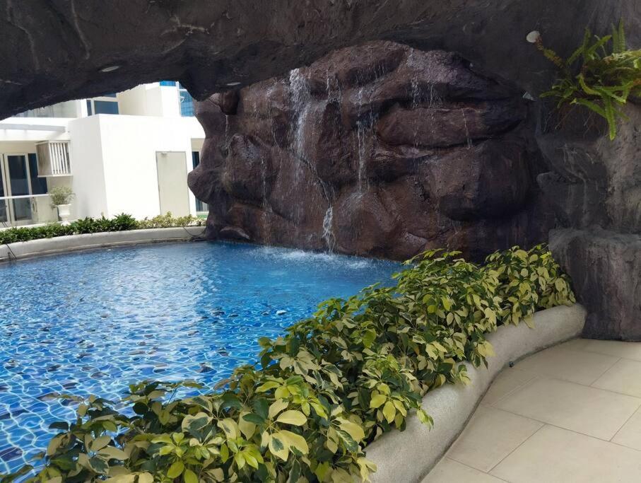 Grand Avenue Apartment Pattaya
