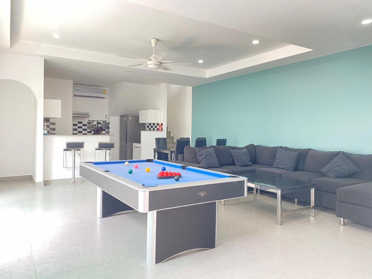 Walking St 1km South 5br Modern Villa Pattaya