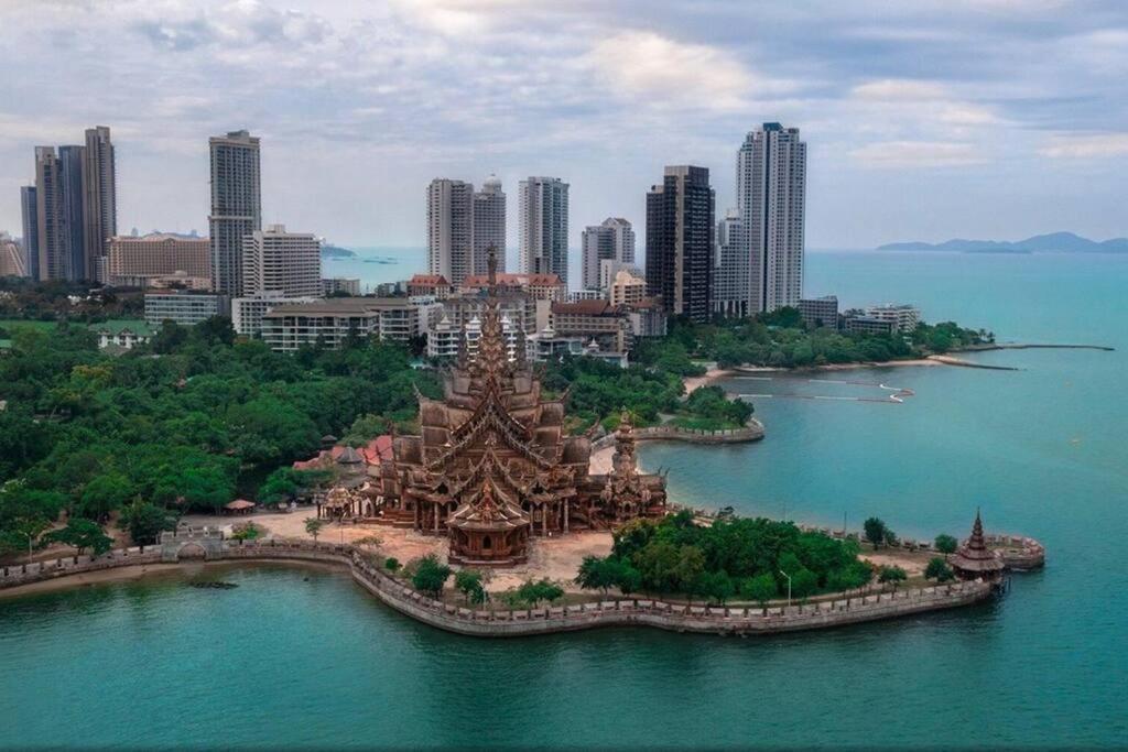 On The In Naklua * Pattaya
