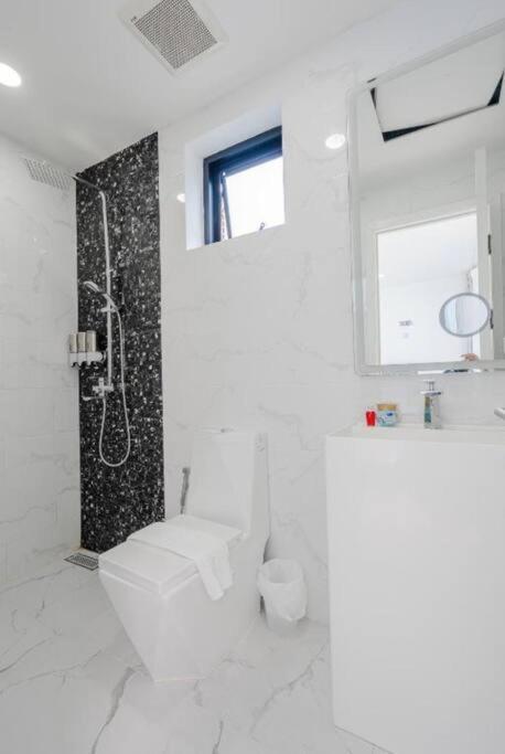 Plam Spring Pool D26 Hotel Pattaya