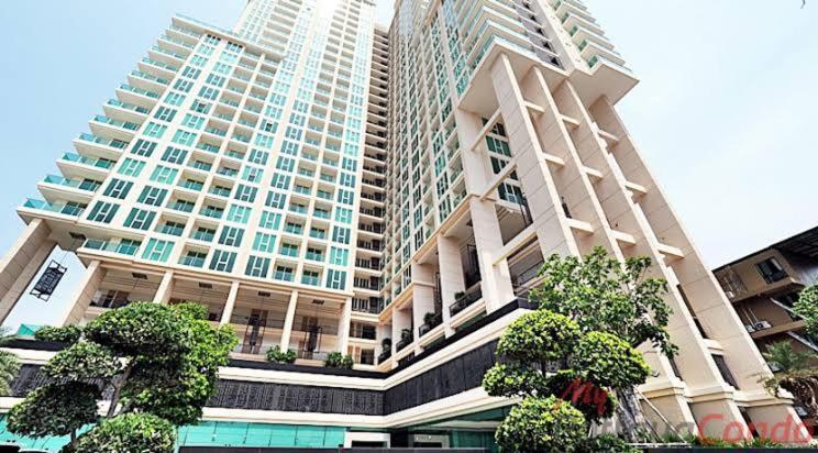 Garden Tower By Saowanee Pattaya