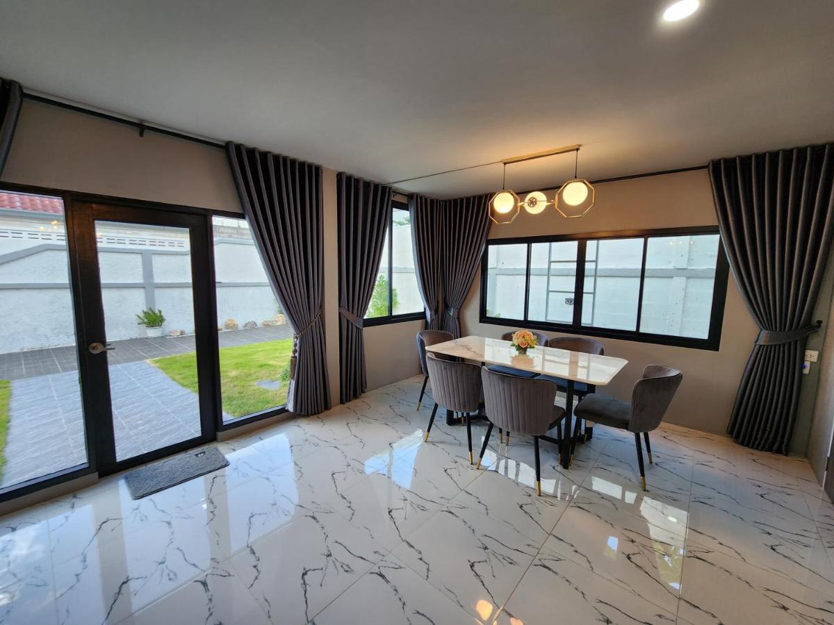 Tawan House Holiday park *