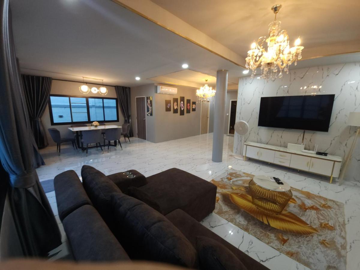 Tawan House