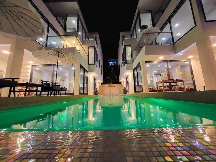 棕榈泉 Yishu 8br Pool 한국어가능 Villa