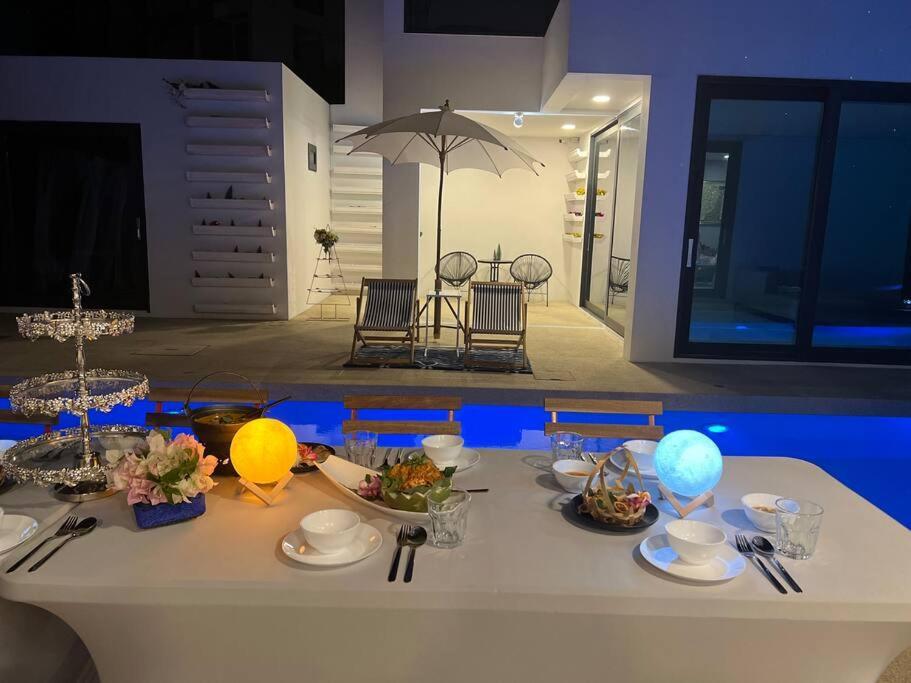 棕榈泉 Yishu 8br Pool 한국어가능 Villa *
