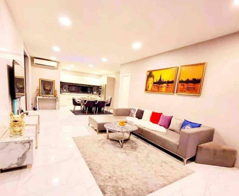 棕榈泉 Yishu 8br Pool 한국어가능 Villa