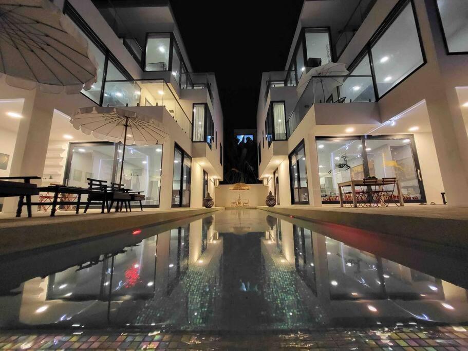 Villa 棕榈泉 Yishu 8br Pool 한국어가능