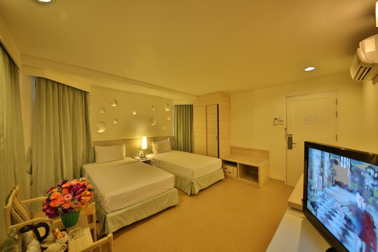Sunshine & Residences Hotel 3*
