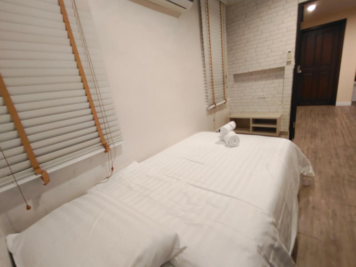 Villa 芭提雅ω好莱坞ω泳池别墅ω泰国风情ω轰趴派对ω网红ω拍照ω蜜月ω夜店ω豪华