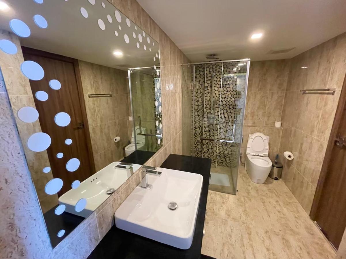 Large 2 Bedroom Condo, Grand Avenue, Apartment Pattaya