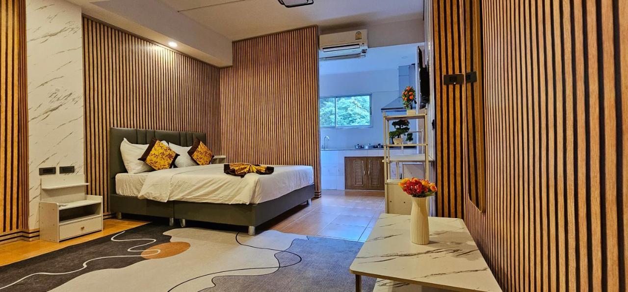 Aparthotel Xcess *