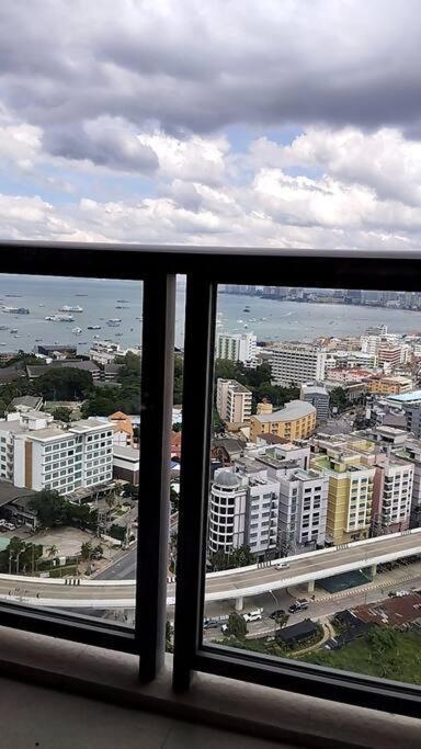 Apartment Seaview Pattaya