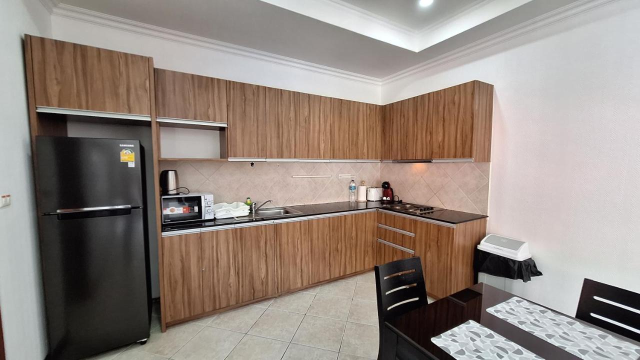 Majestic 2bedroom Poolvilla51, Gate Vila *