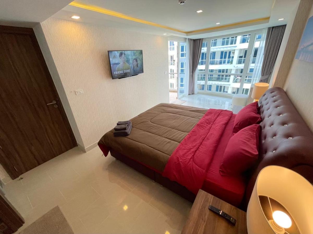 Large Deluxe 5 Grand Avenue * Pattaya