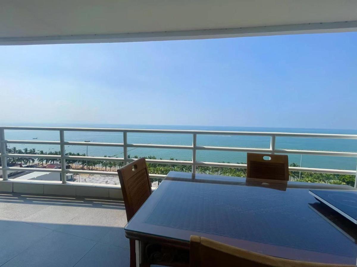 Beautiful Sea View Front Apartment