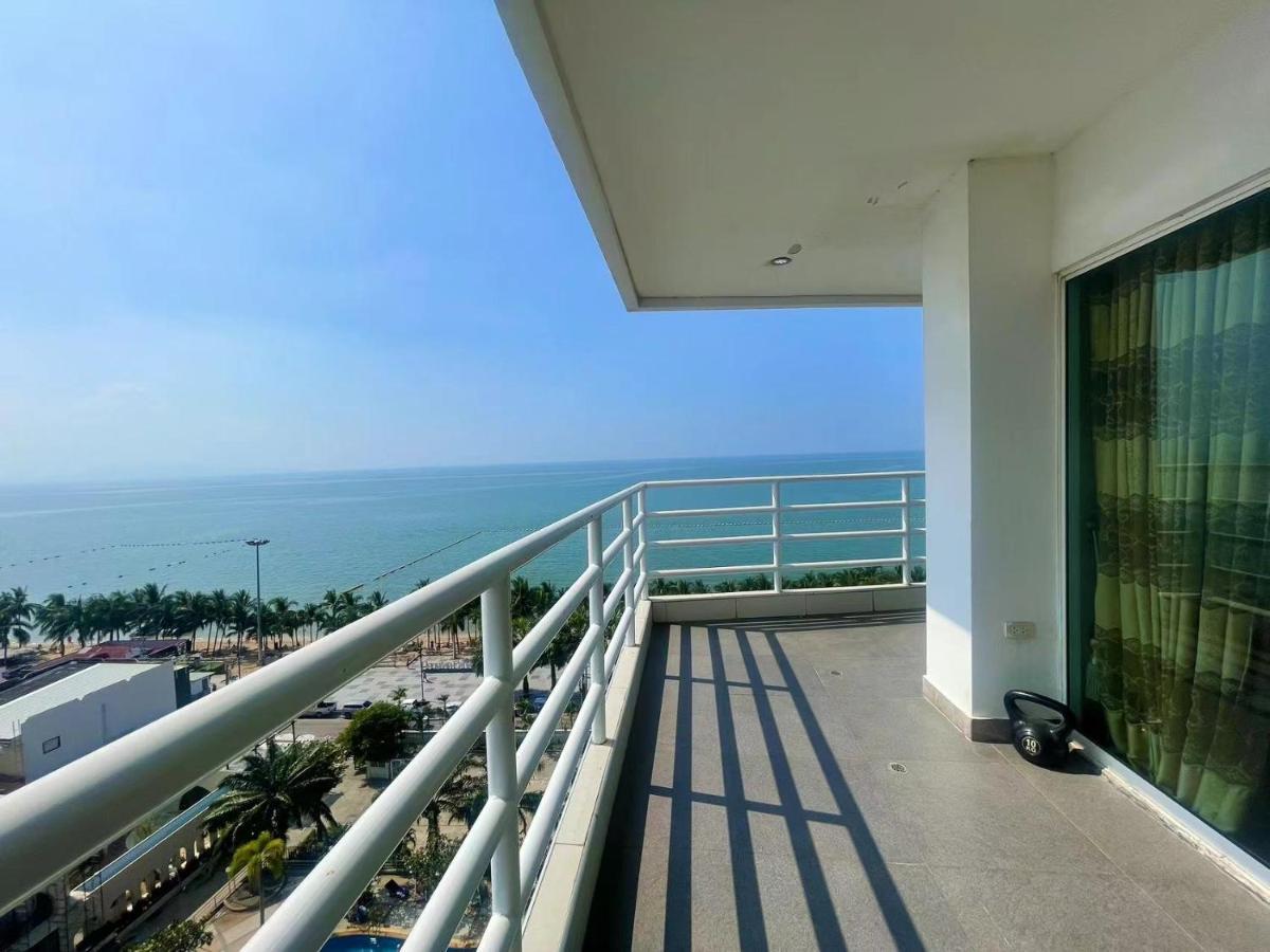 Beautiful Sea View Front