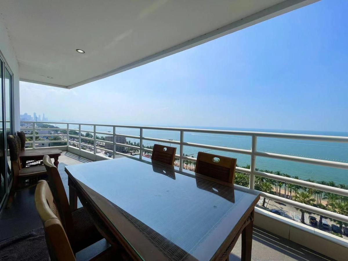 Apartment Beautiful Sea View Front
