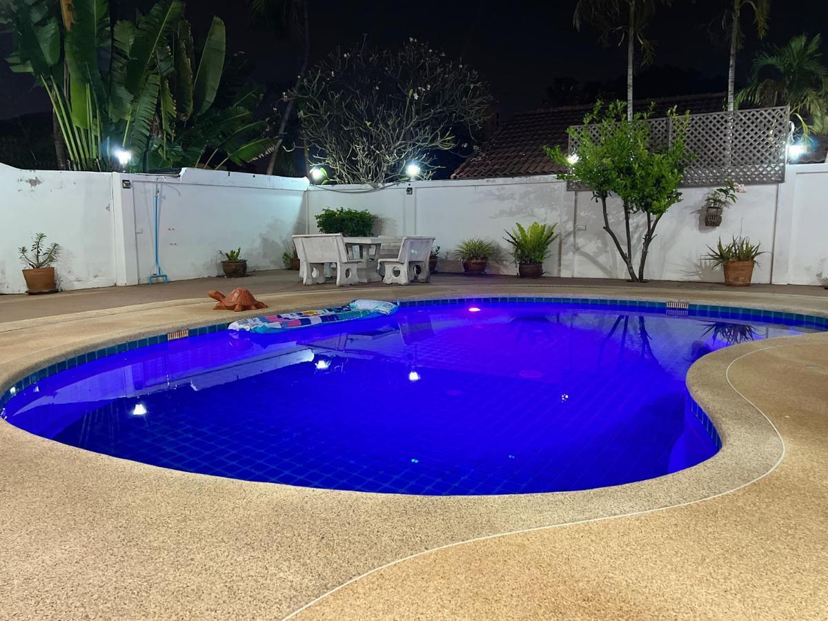 Pool At * Pattaya