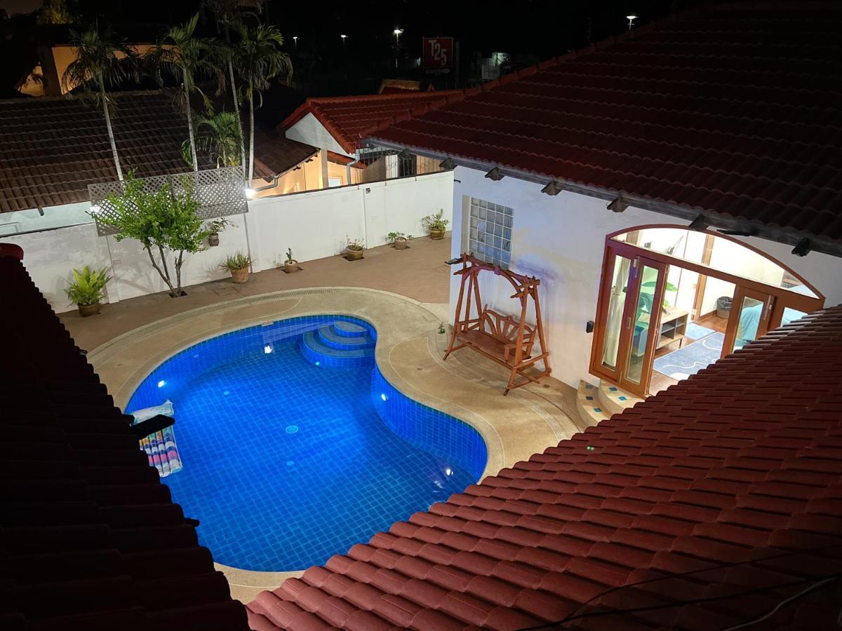 Pool At Pattaya