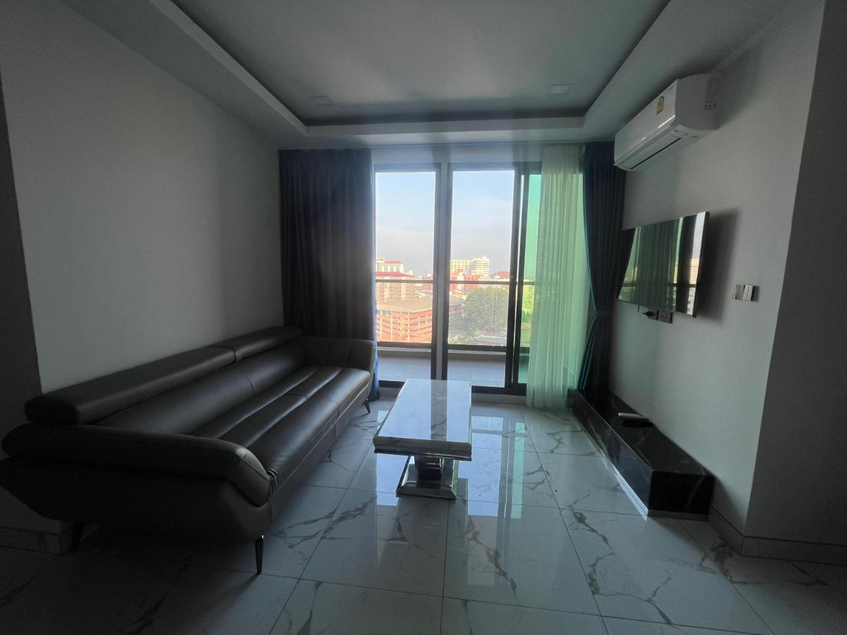 Apartment Arcadia Millennium Tower