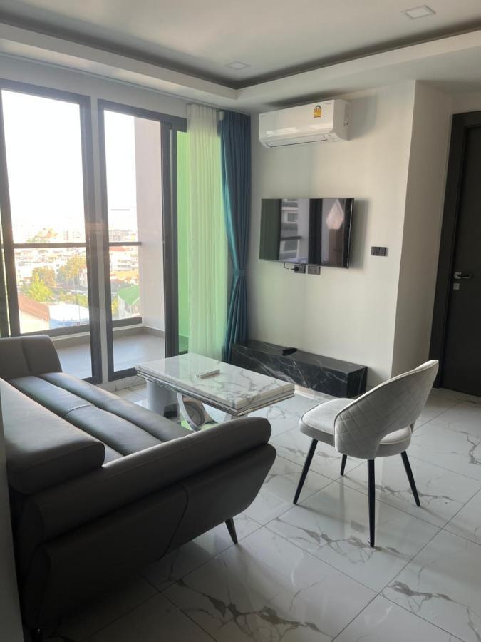 Apartment Arcadia Millennium Tower Pattaya