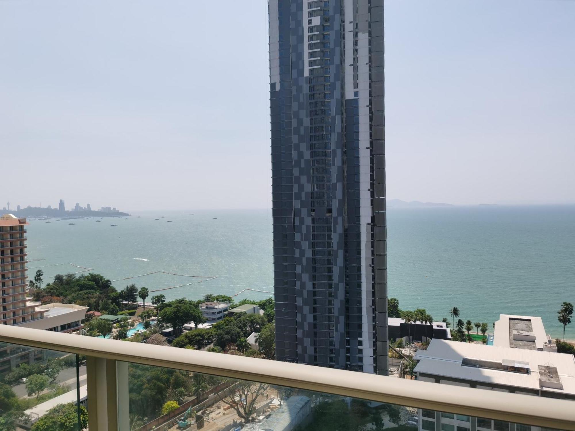 The Riviera Wongamat Hong * Pattaya