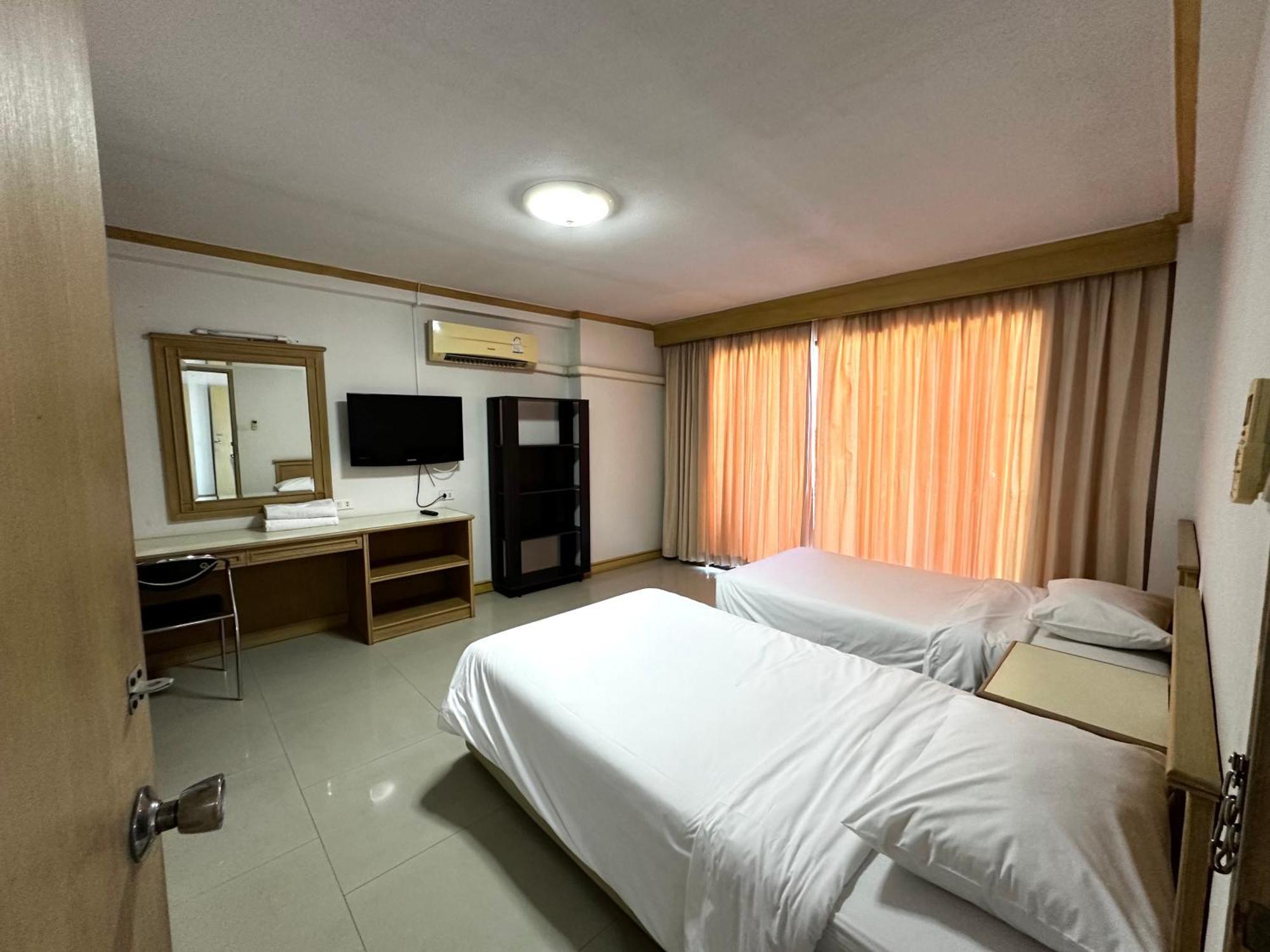 Garden Paradise Hotel