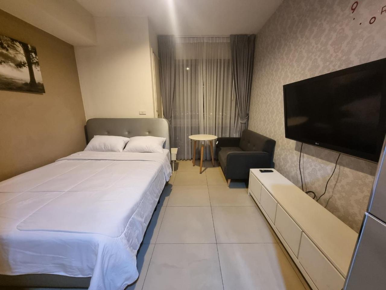 Unixx Near Walking Street * Pattaya