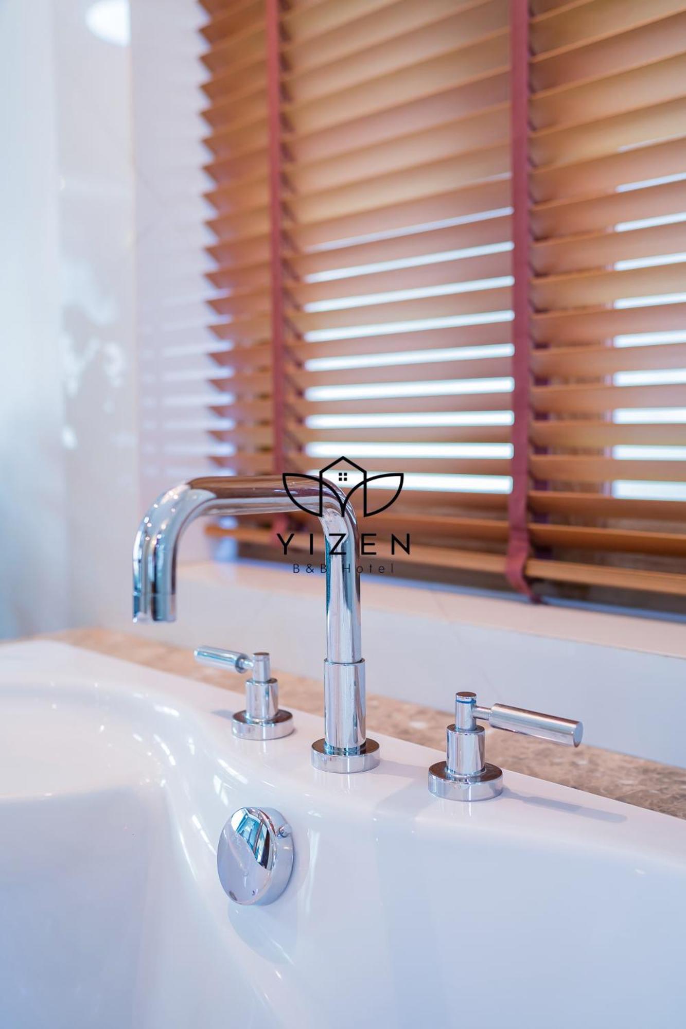 Villa Yizen Beachfront Seaview *