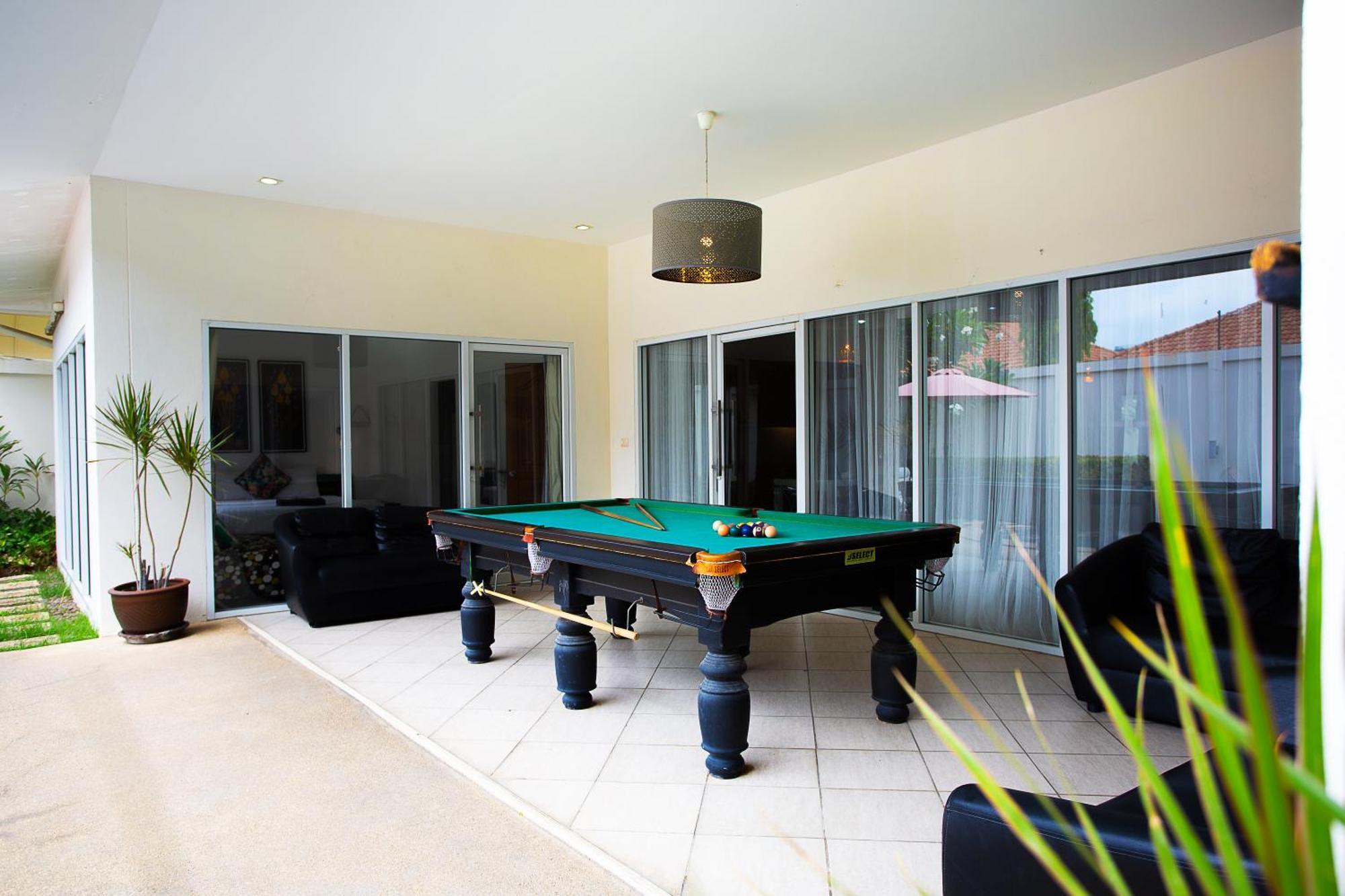 Villa Magic