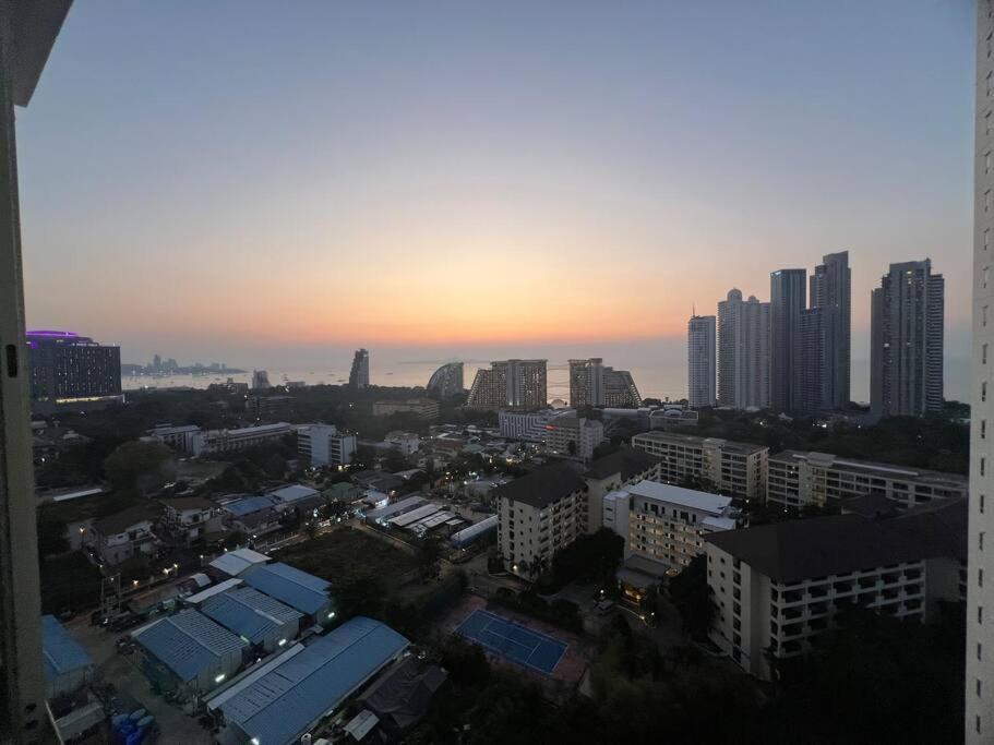 Lumpini Naklua-wongamat C20 Near Terminal 21 Apartment Pattaya