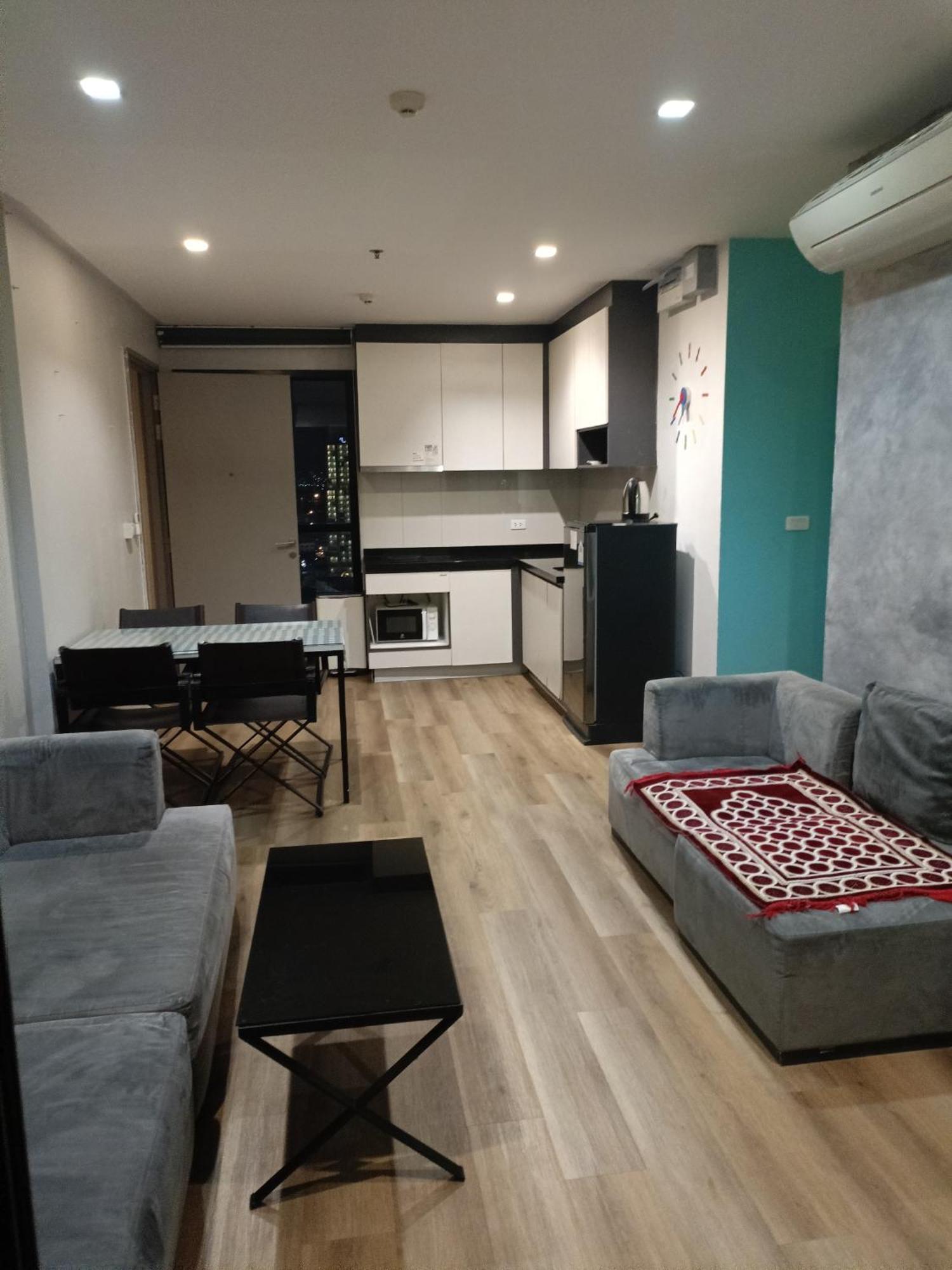 Apartment The Base Seaview Pattaya