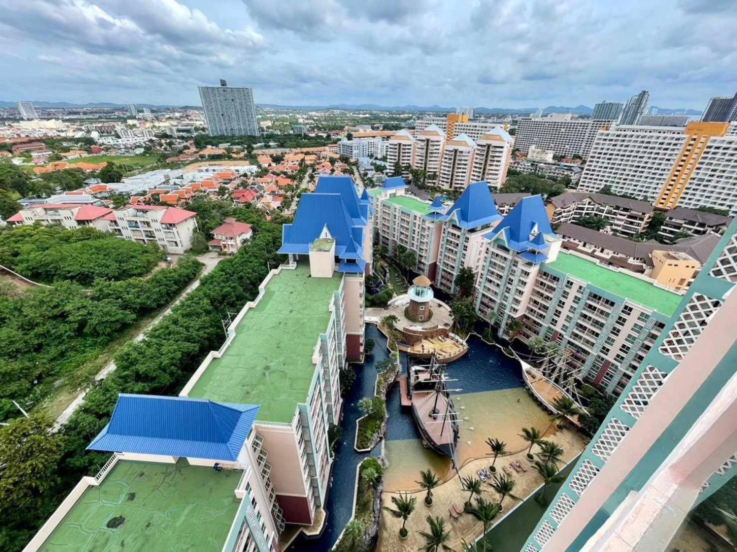 Grand Caribbean 19 Floor Apartment Pattaya