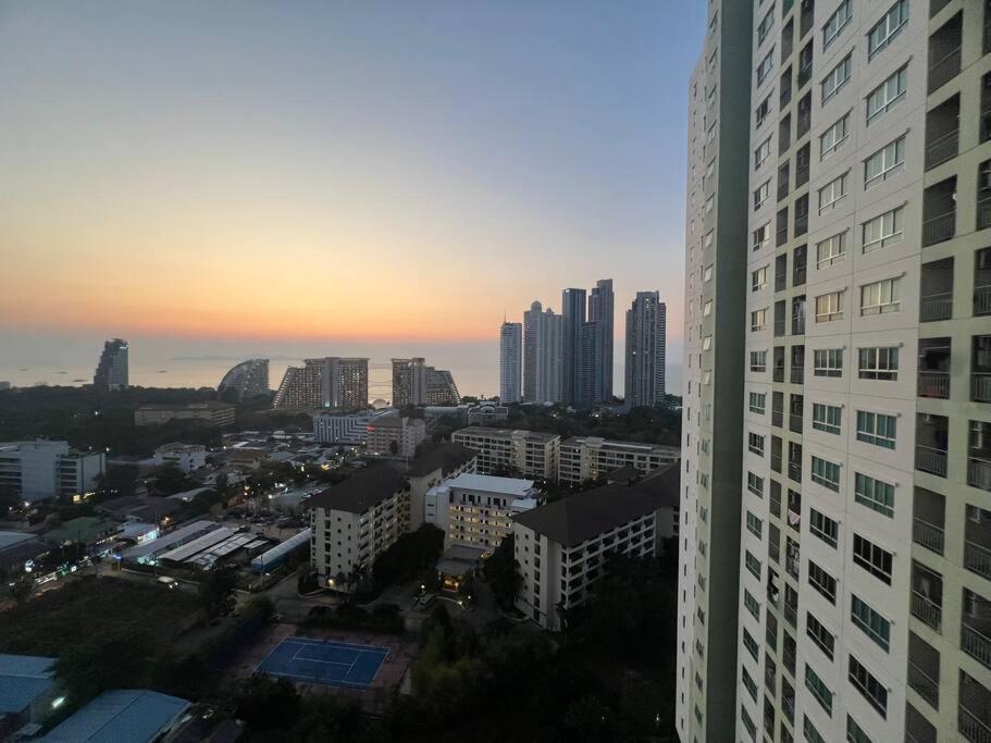 Lumpini Naklua-wongamat C20 Near Terminal 21 Apartment Pattaya