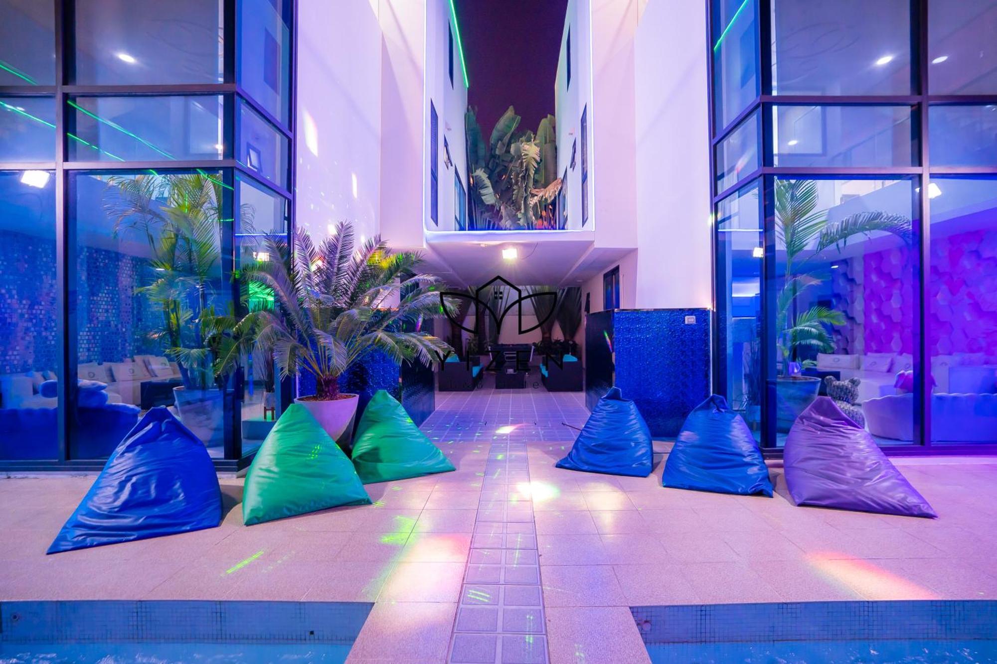 Yizen Vip Luxury Palm Springs In * Pattaya