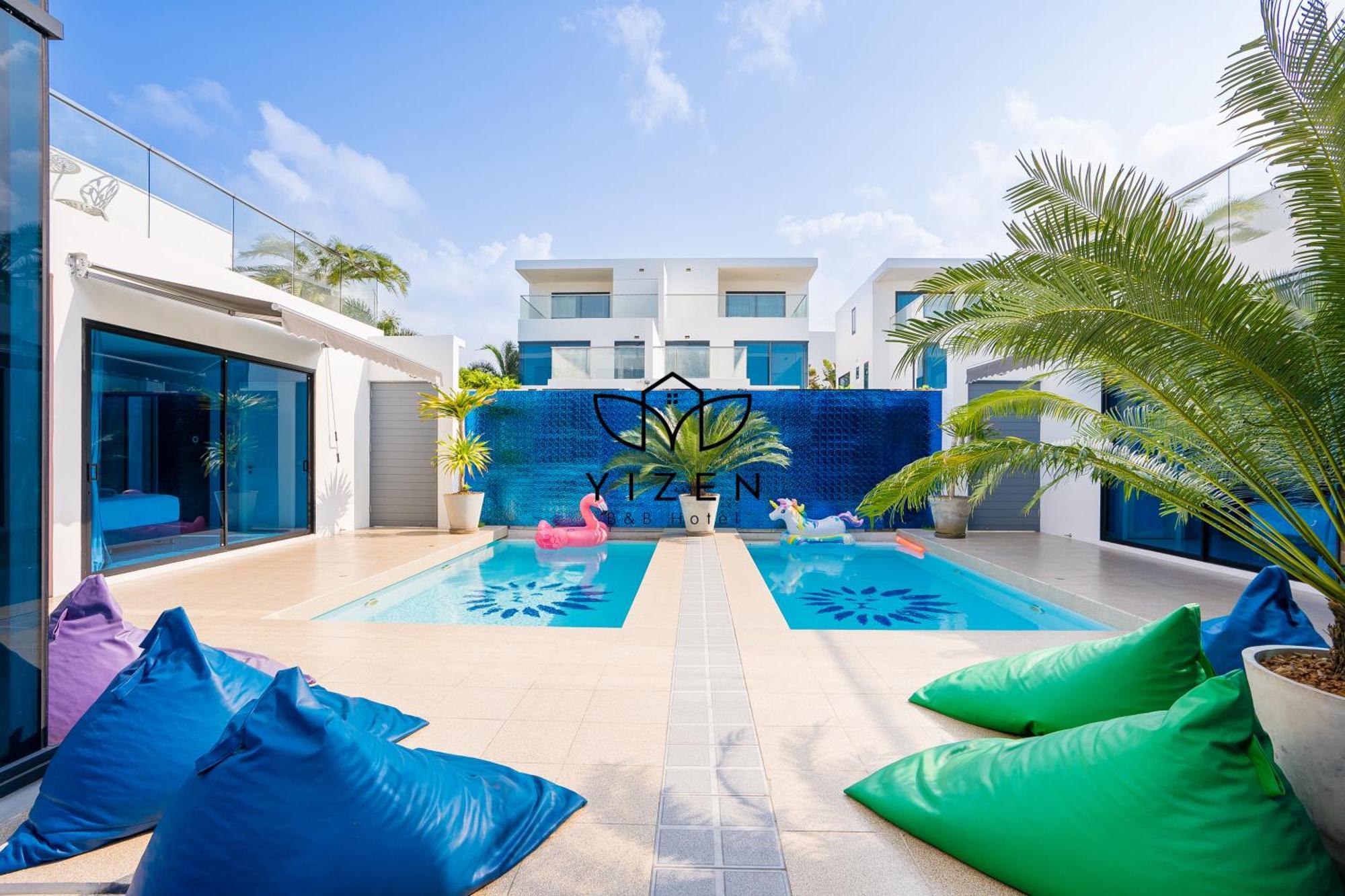 Yizen Vip Luxury Palm Springs In *