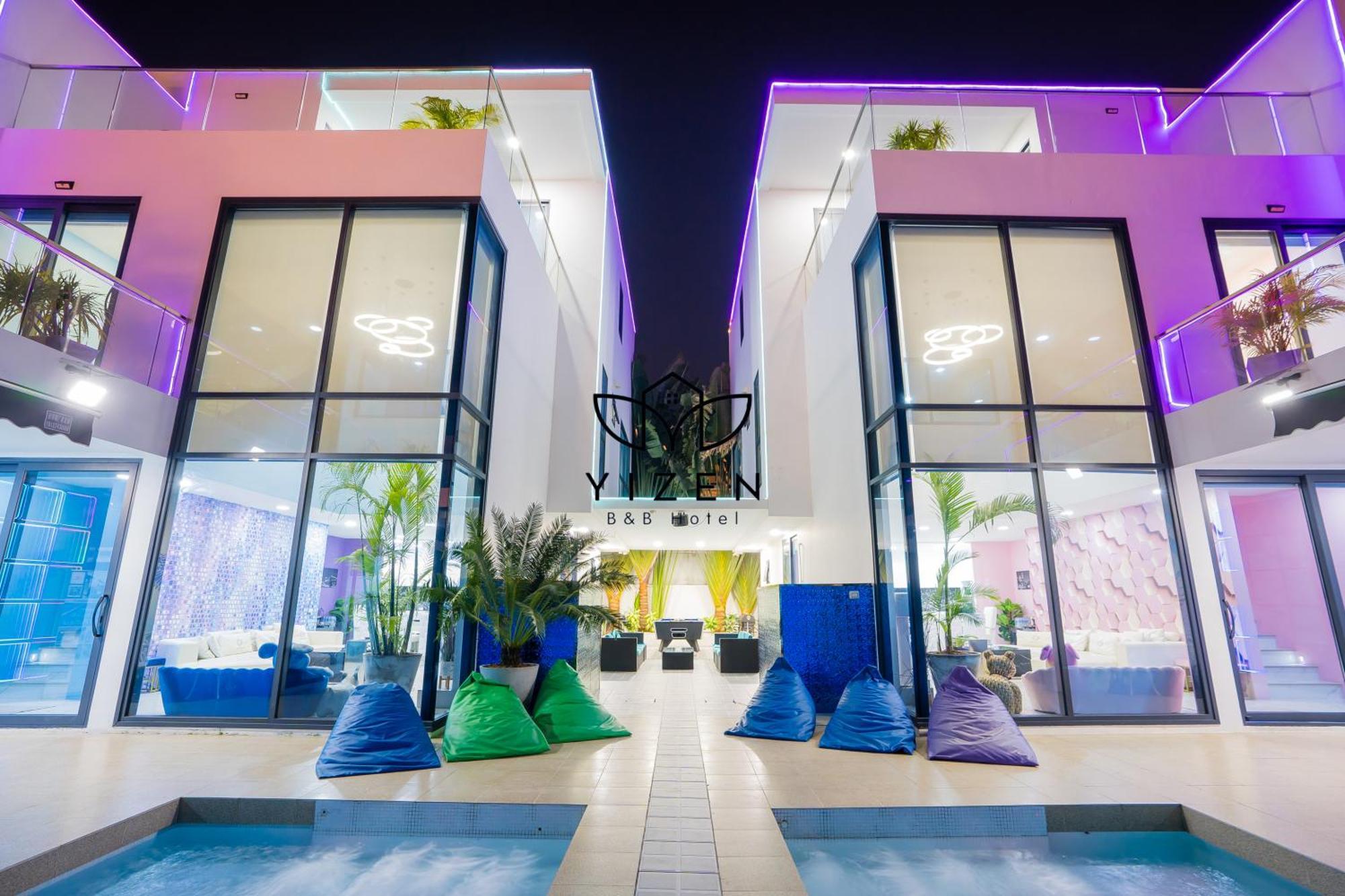 Yizen Vip Luxury Palm Springs In