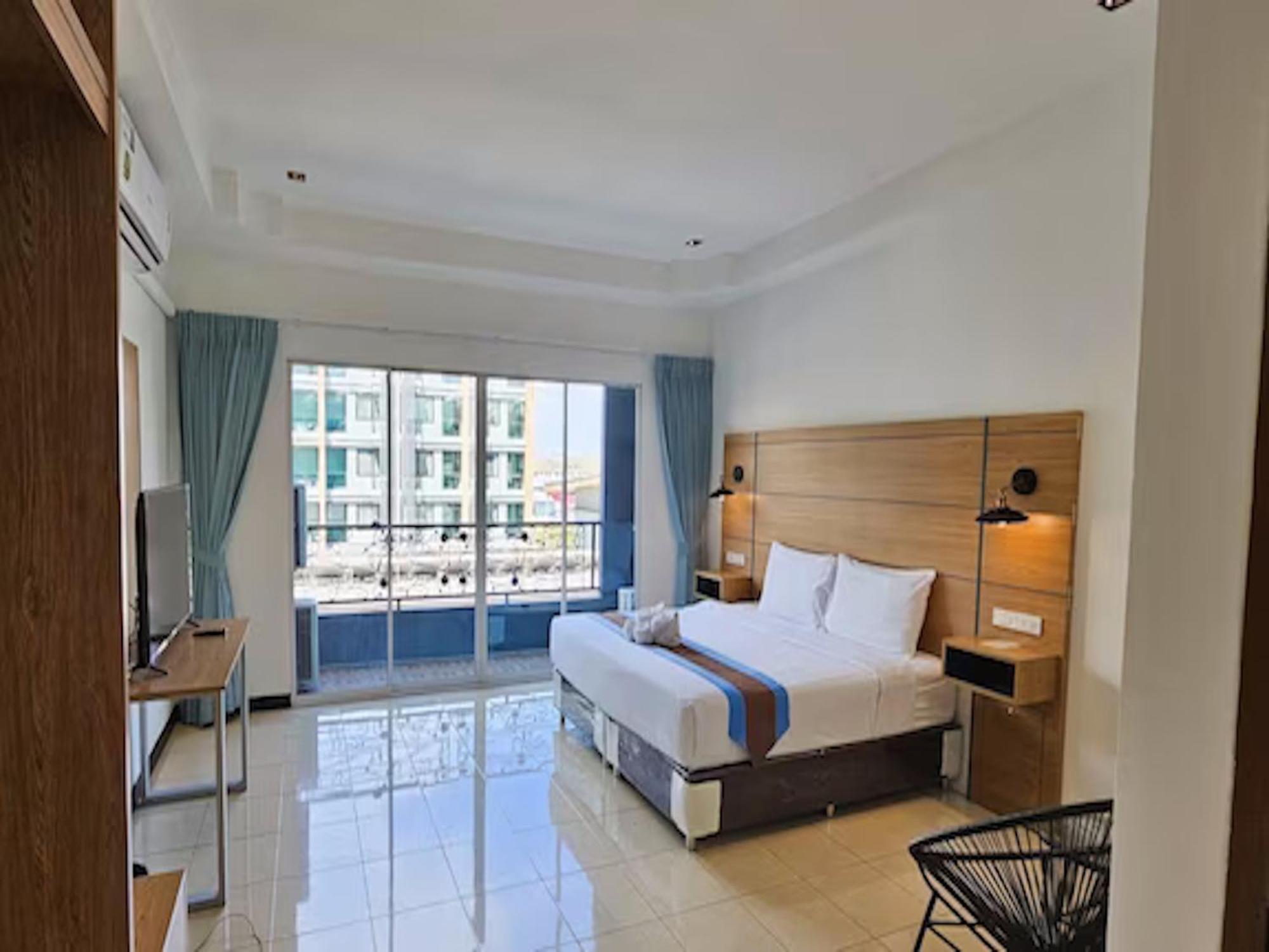 La Hotel 3*