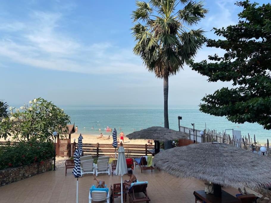 Amazing Beautiful Seaview Apartment