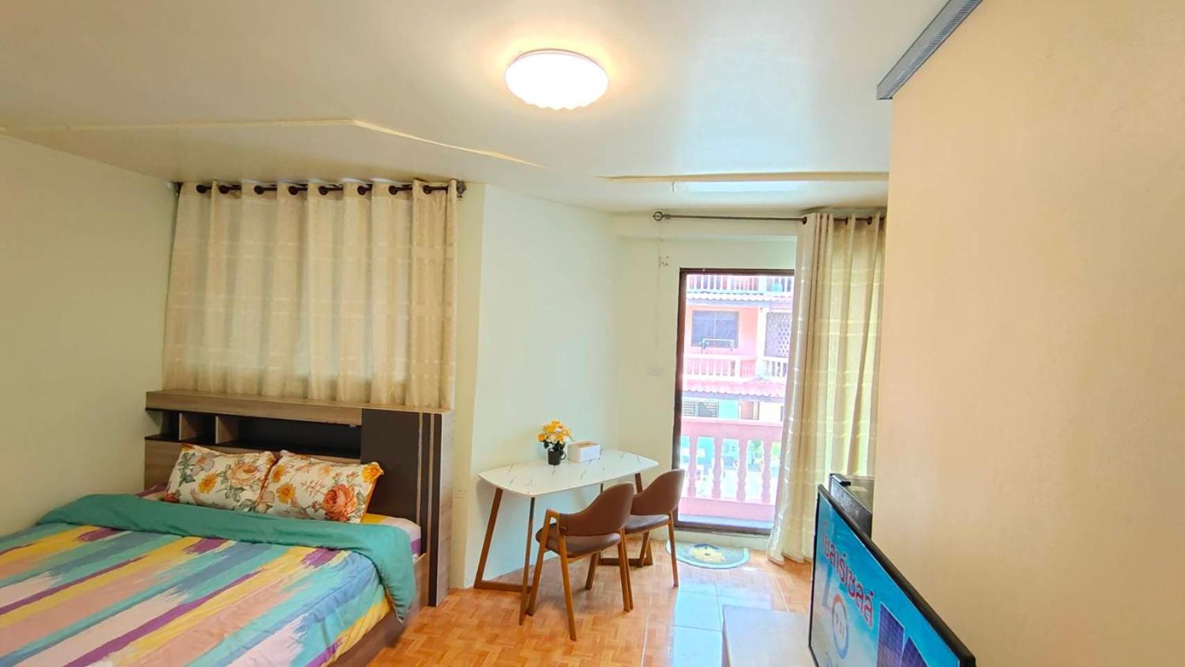 Sunshine Apartment *
