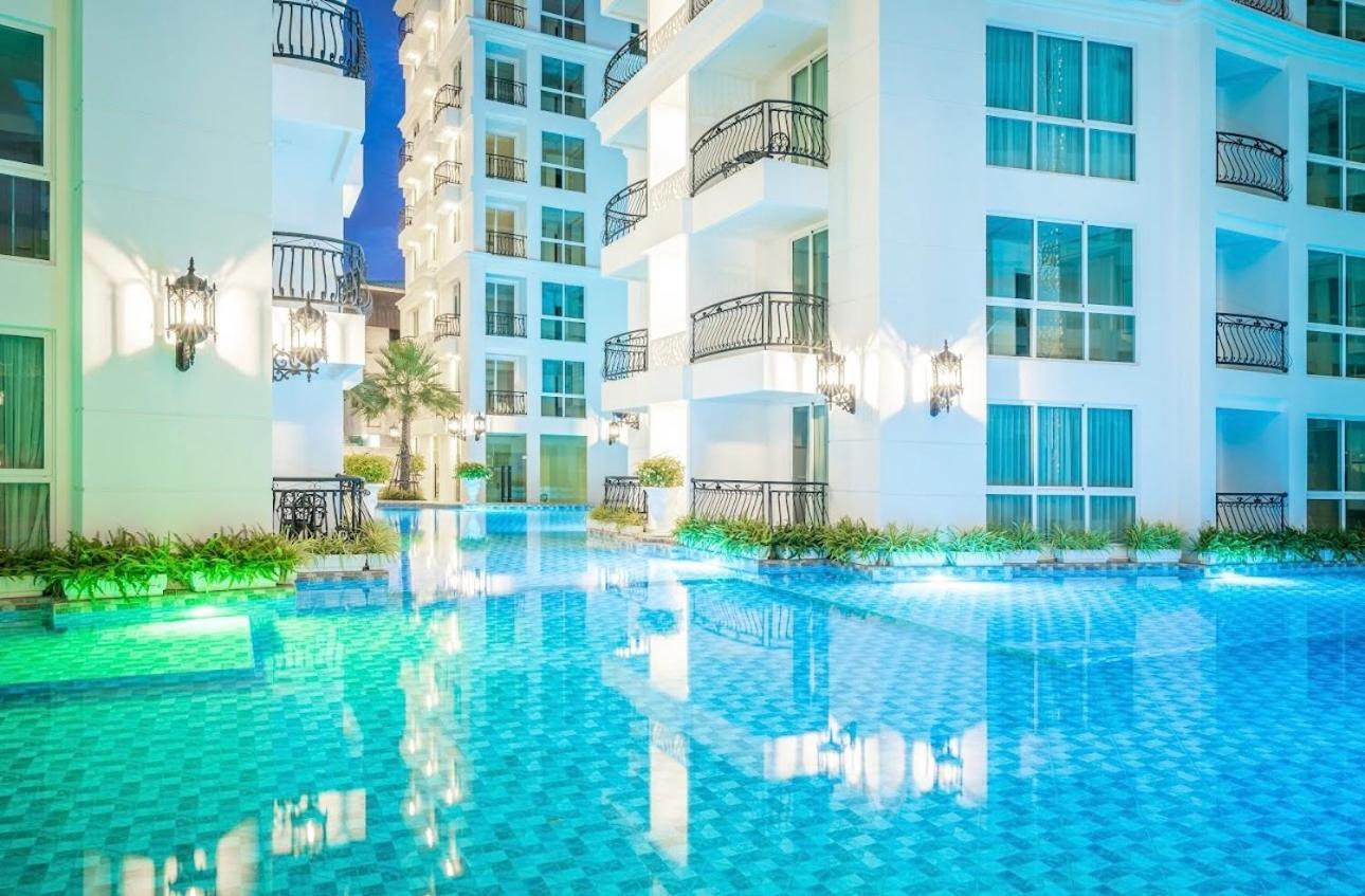 Center Luxurious Garden 2 Apartment *