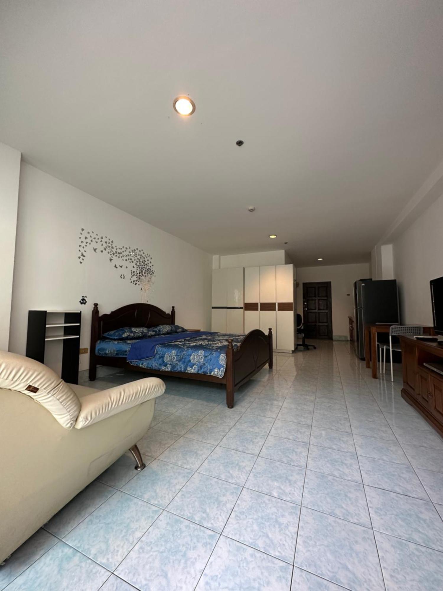 Viewtalay คอนโดวิวทะเล 6 พัทยา Apartment *