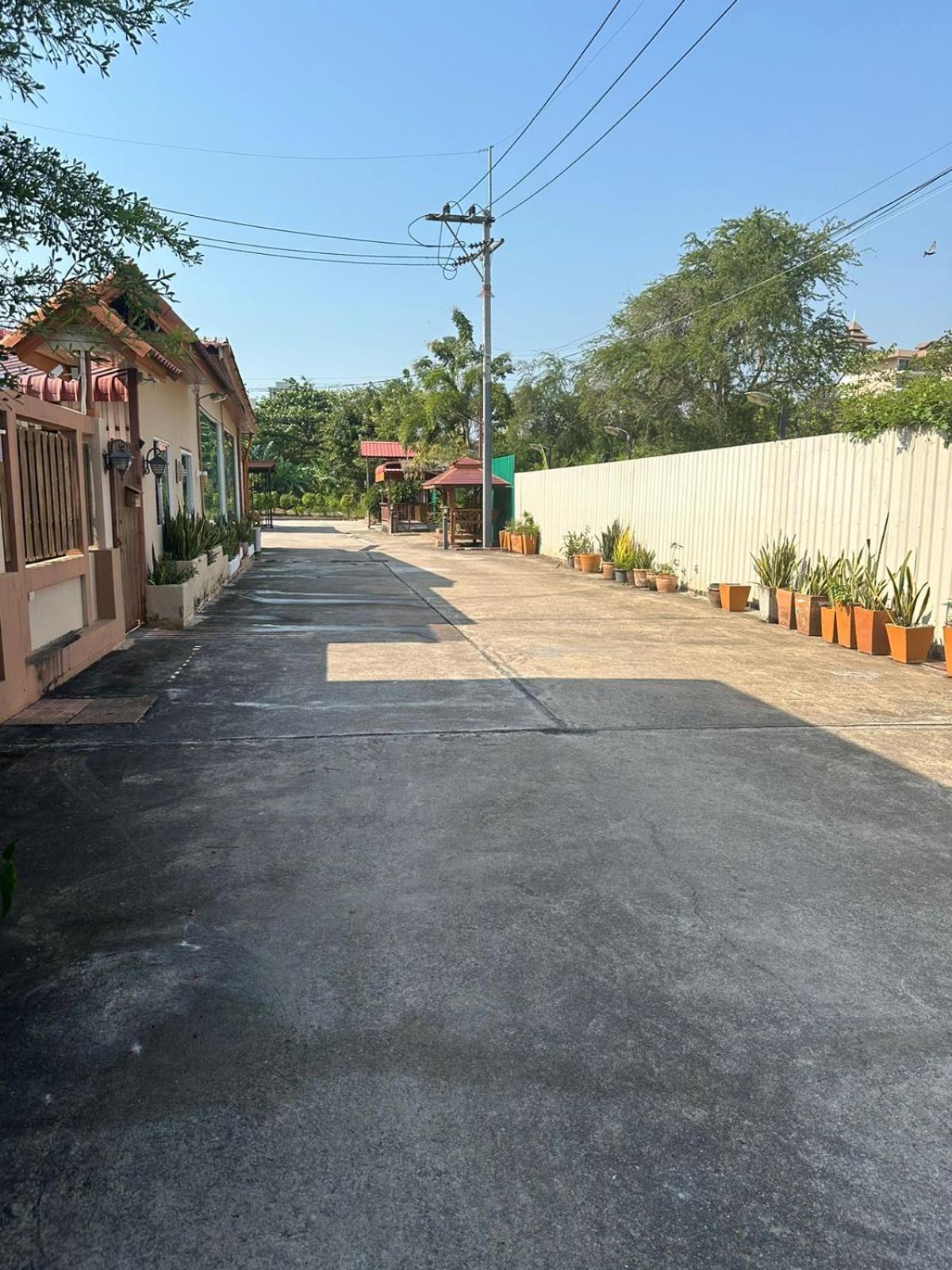 Ekaluk Place Hotel
