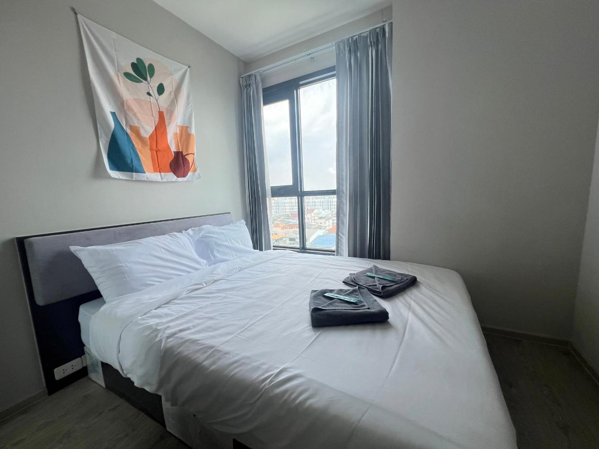 Apartment Downtown Lux Fun 2bedroom Rooftop Pool #taa16710 Pattaya