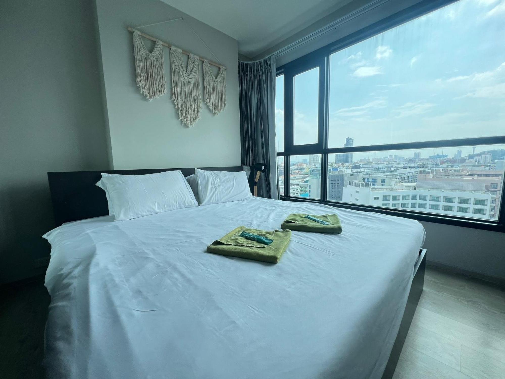 Apartment Downtown Lux Fun 2bedroom Rooftop Pool #taa16710 *