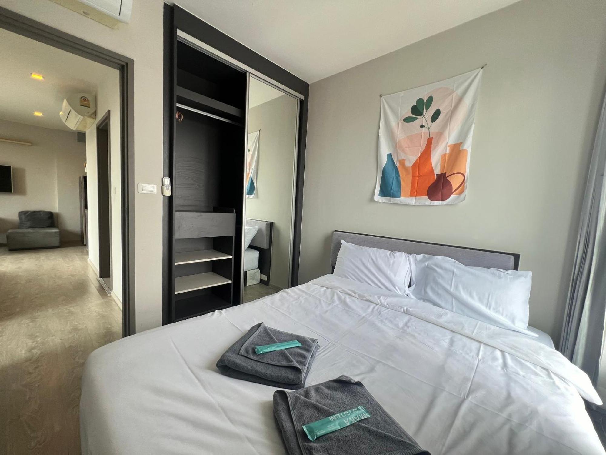 Apartment Downtown Lux Fun 2bedroom Rooftop Pool #taa16710