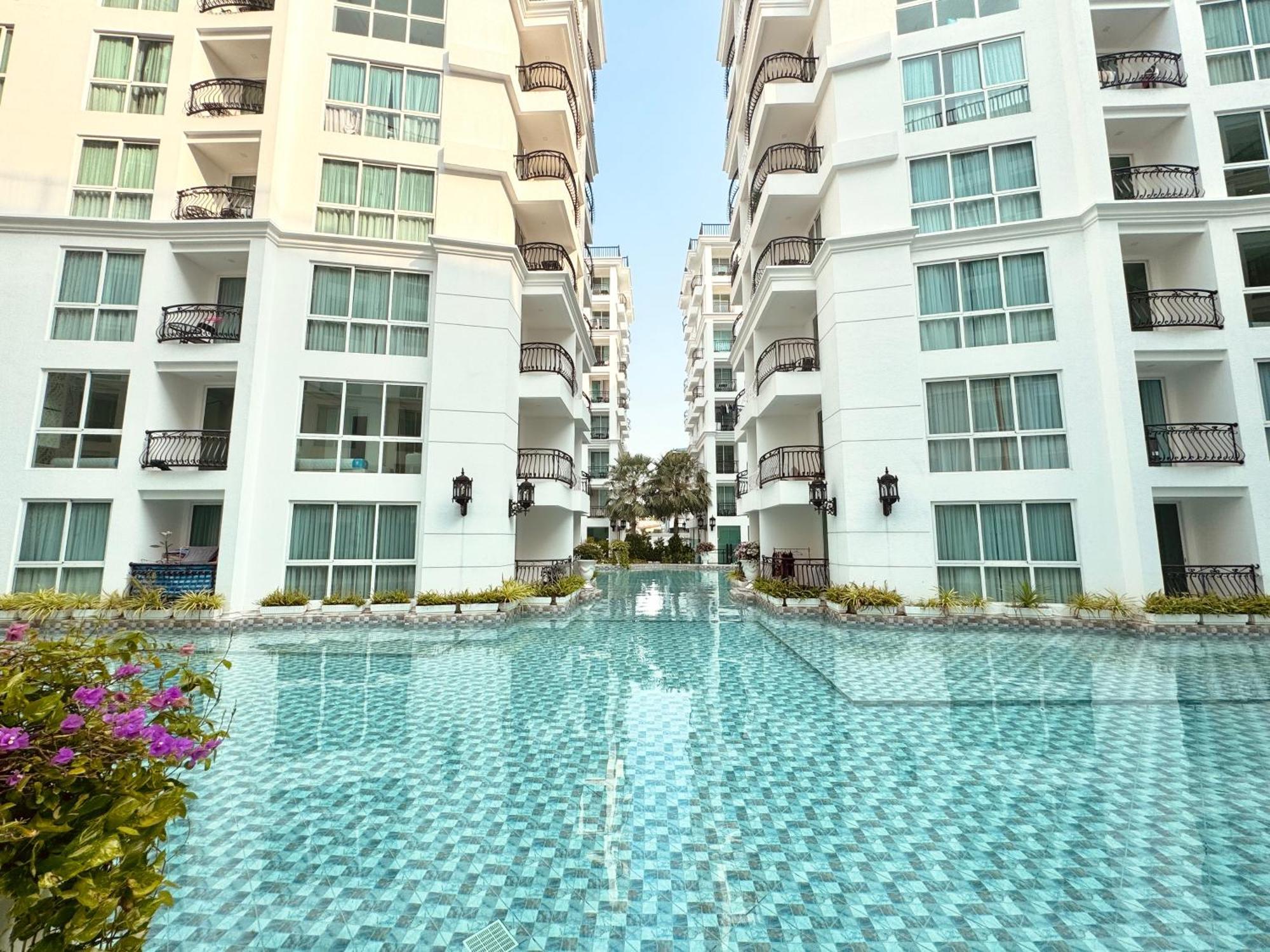 Garden Olympus & Yahaha Pattaya