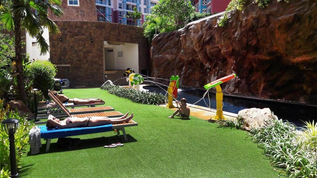 Apartment Grande Caribbean Guestroom Pattaya