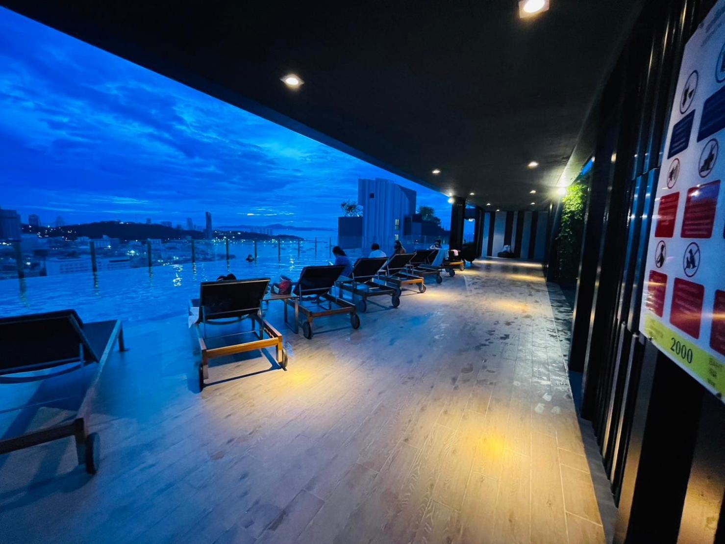The Base 75 By Numam Apartment Pattaya