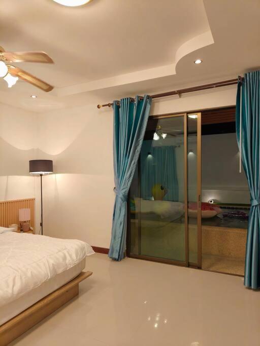 Good Moment Pool @pattaya Villa